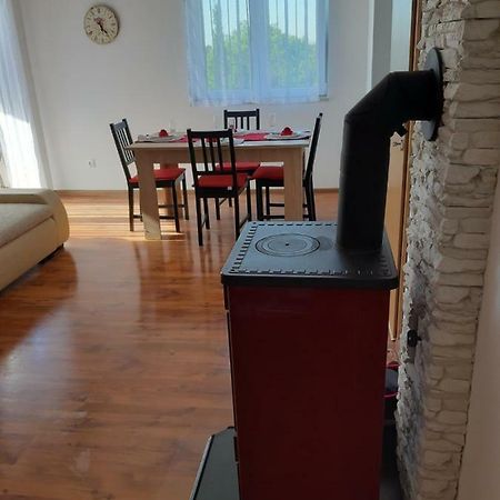 וינקורן Apartman Igy מראה חיצוני תמונה